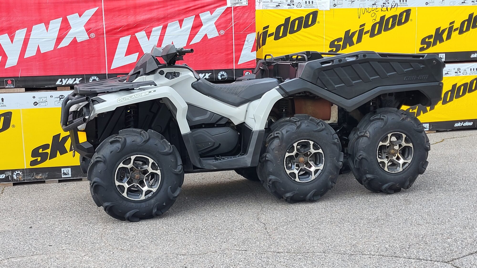 Can-am Outlander 6x6 XT